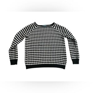 Hunter Green and Cream Knit Sweater